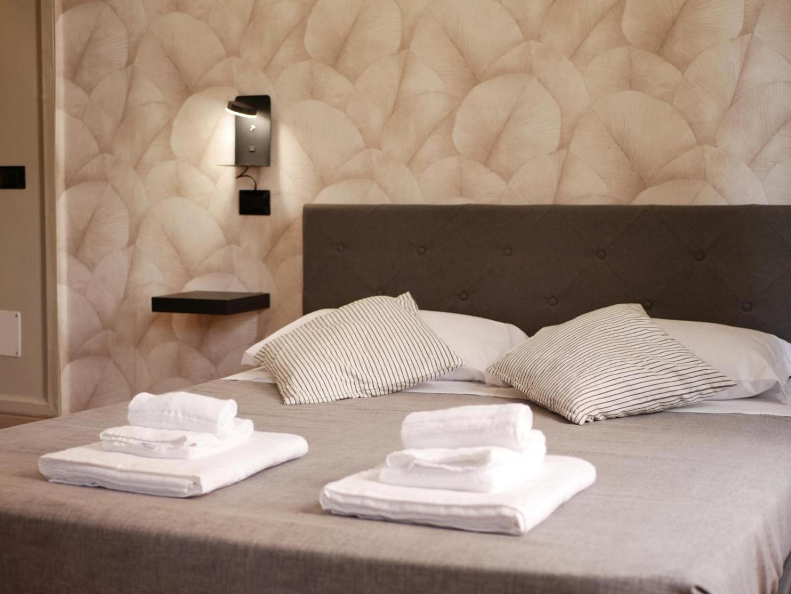 Rooms Piramide Roma Dış mekan fotoğraf